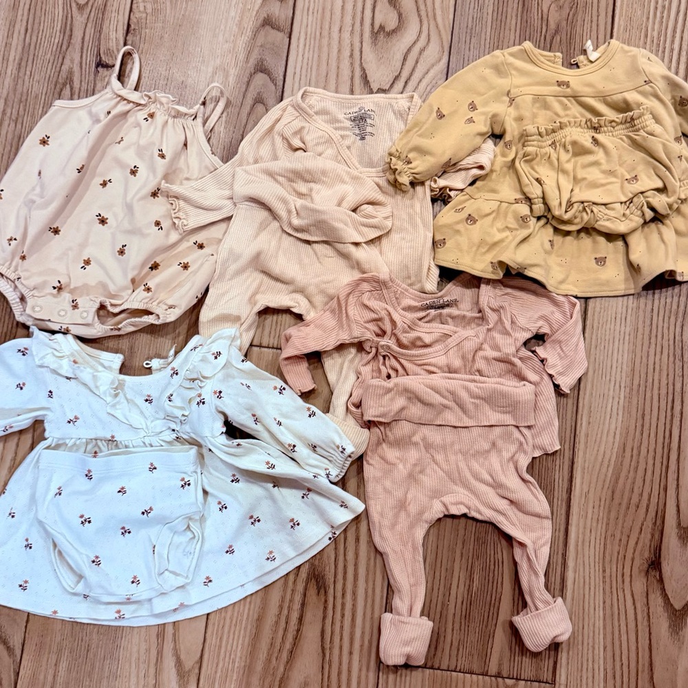 Baby Girl Bundle Size 0-3